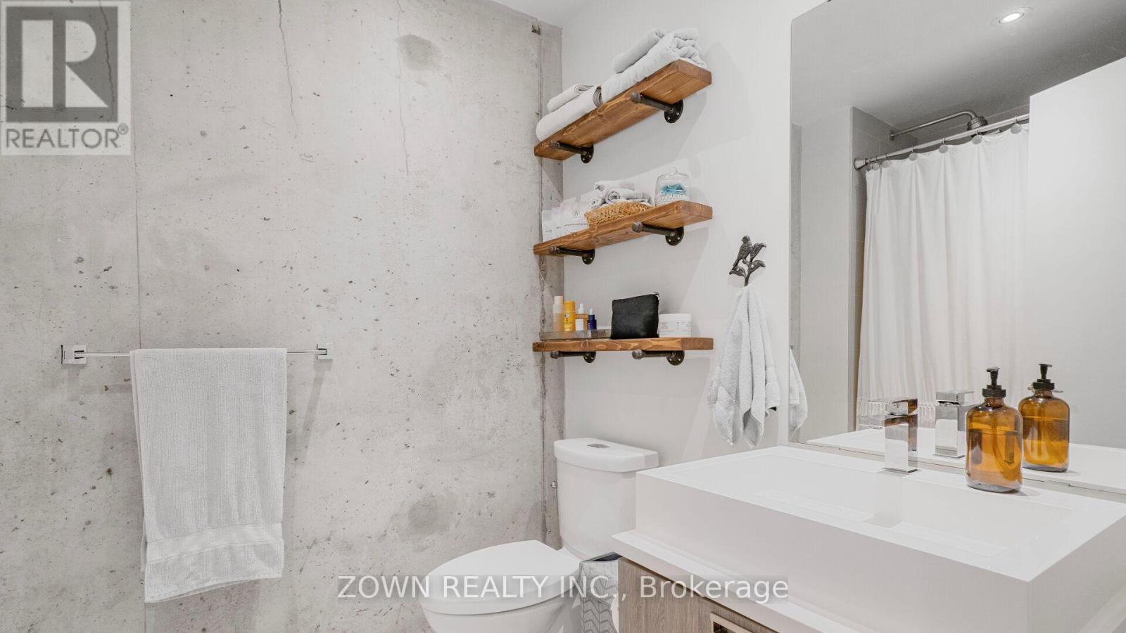 222 - 246 Logan Avenue, Toronto, Ontario  M4M 0E9 - Photo 21 - E13533364