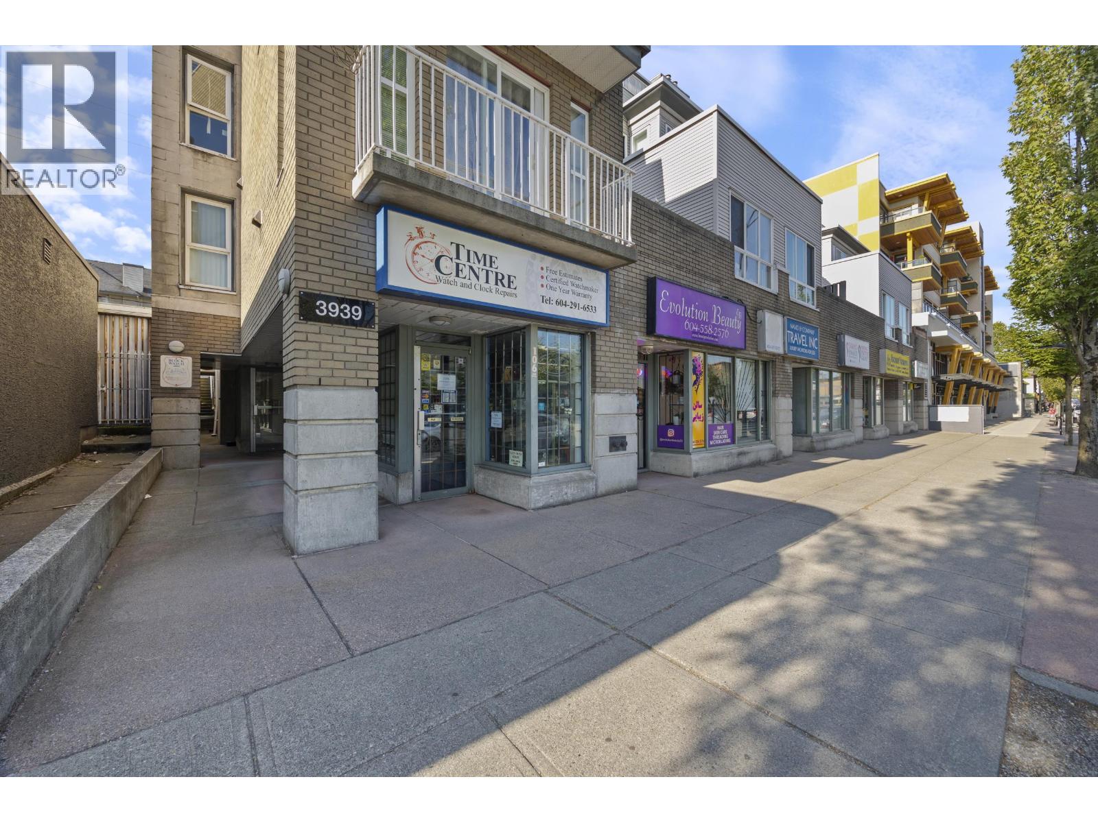 403 3939 Hastings Street, Burnaby, British Columbia  V5C 2H8 - Photo 3 - R3140821