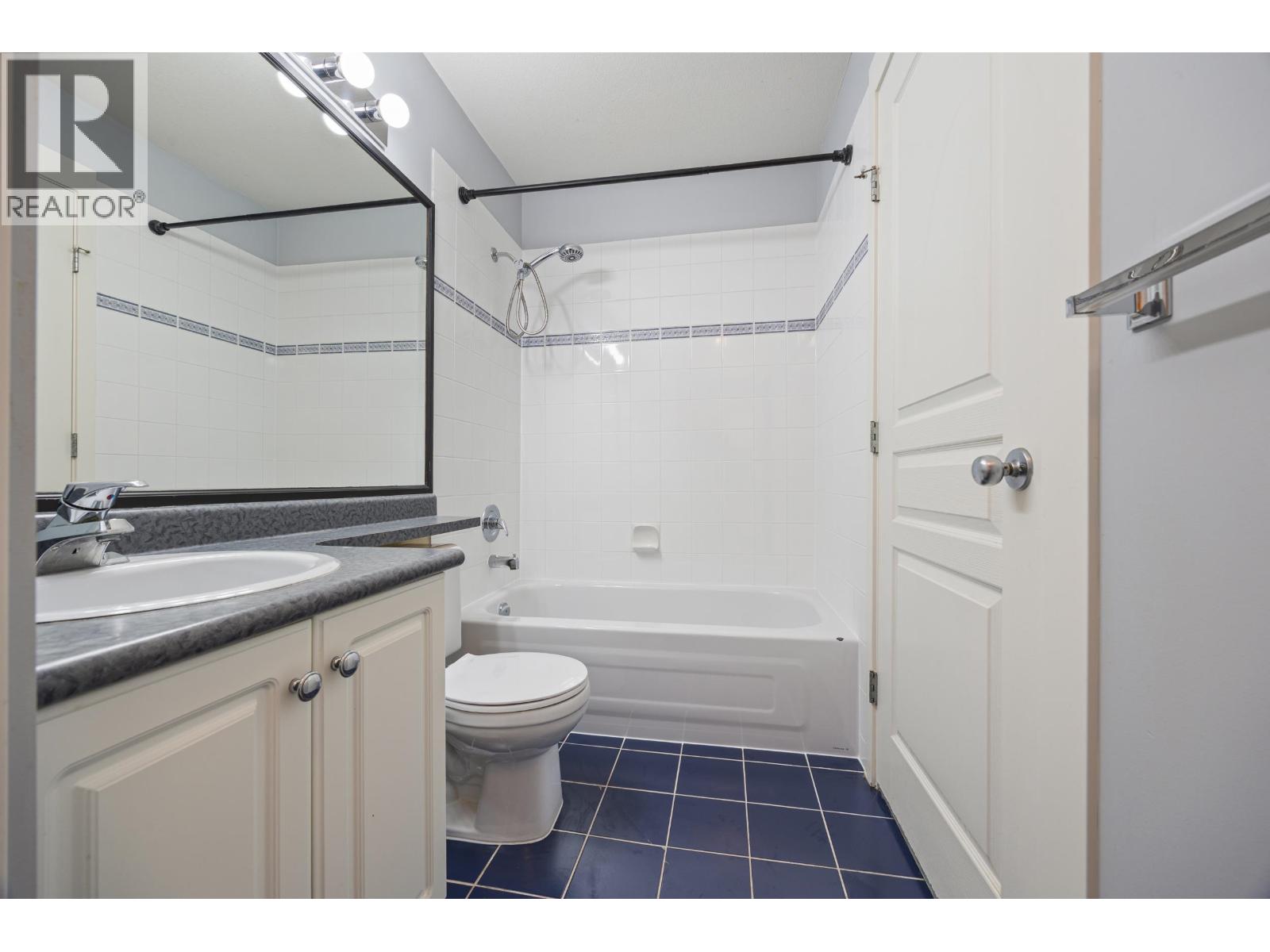 403 3939 Hastings Street, Burnaby, British Columbia  V5C 2H8 - Photo 26 - R3140821