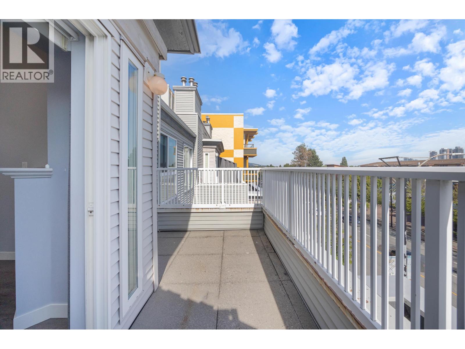 403 3939 Hastings Street, Burnaby, British Columbia  V5C 2H8 - Photo 16 - R3140821