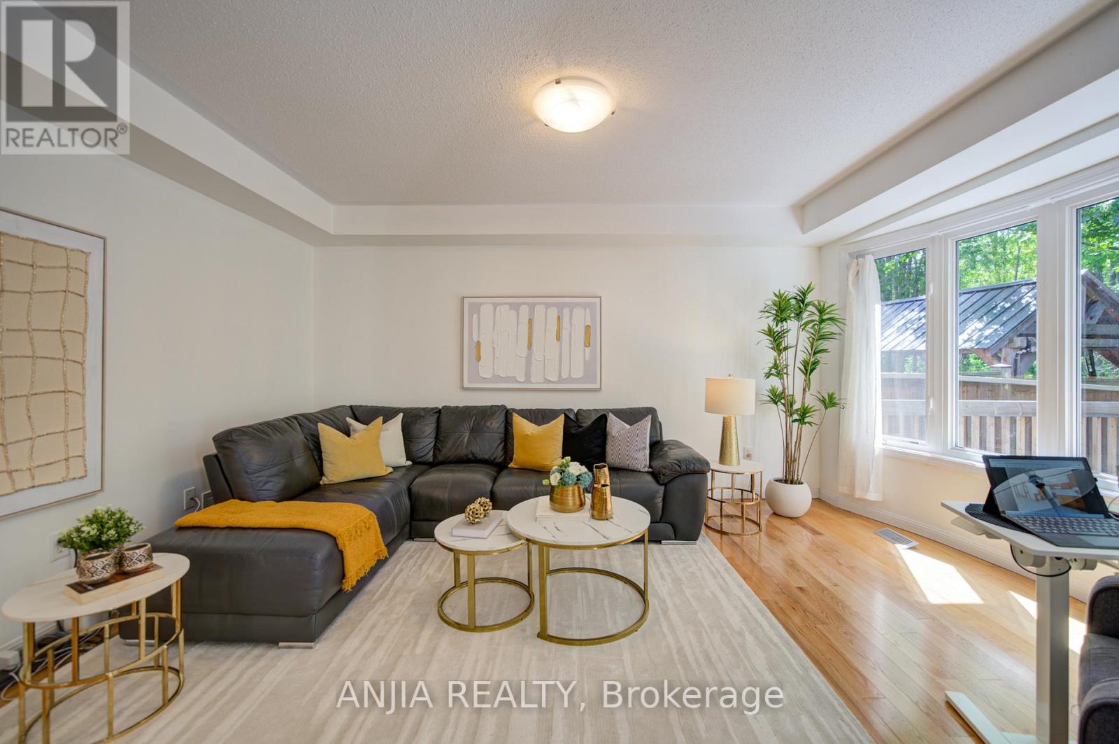 54 Weldon Woods Court, Whitchurch-Stouffville, Ontario  L4A 0J4 - Photo 11 - N13533182