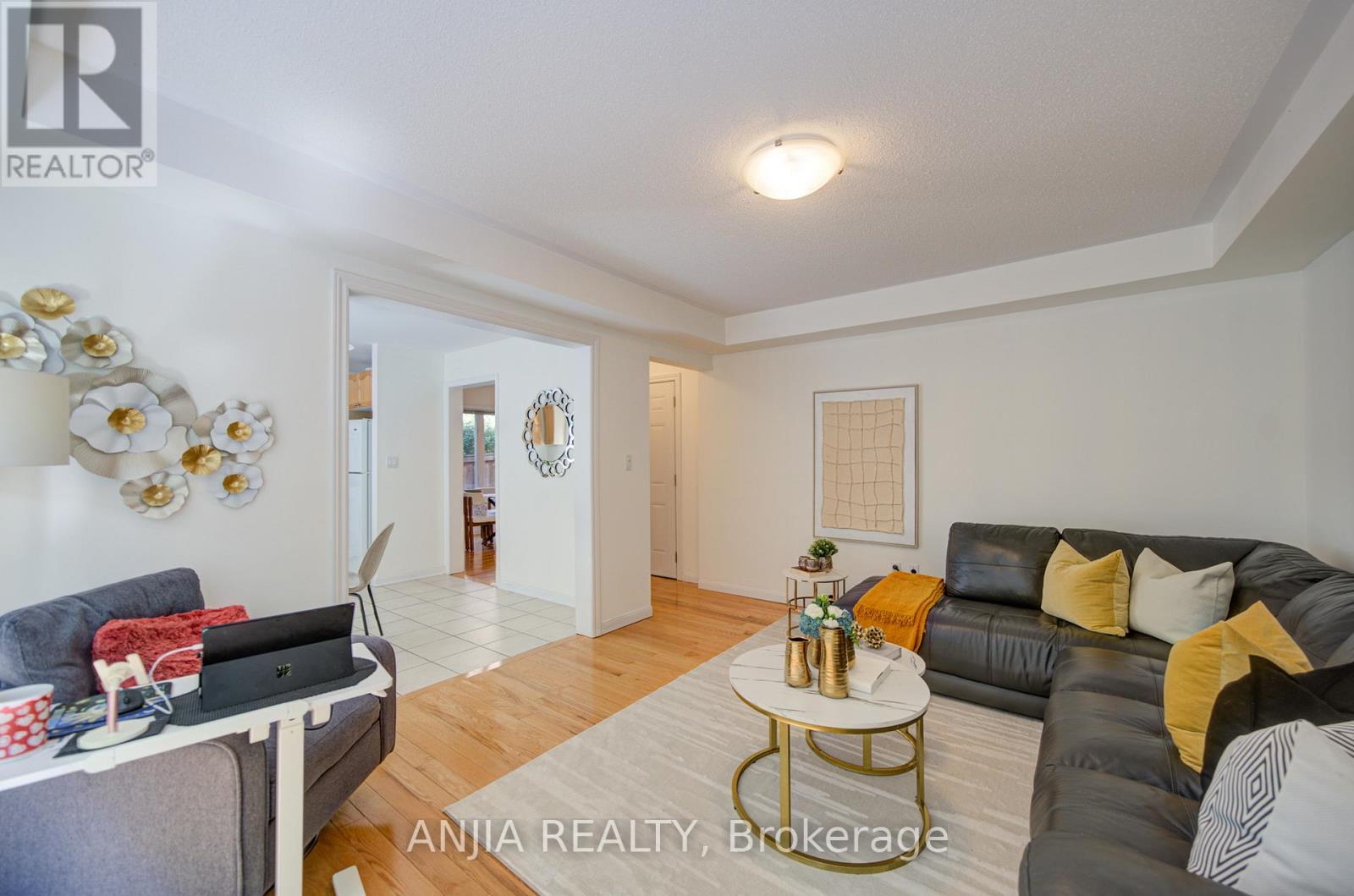 54 Weldon Woods Court, Whitchurch-Stouffville, Ontario  L4A 0J4 - Photo 12 - N13533182