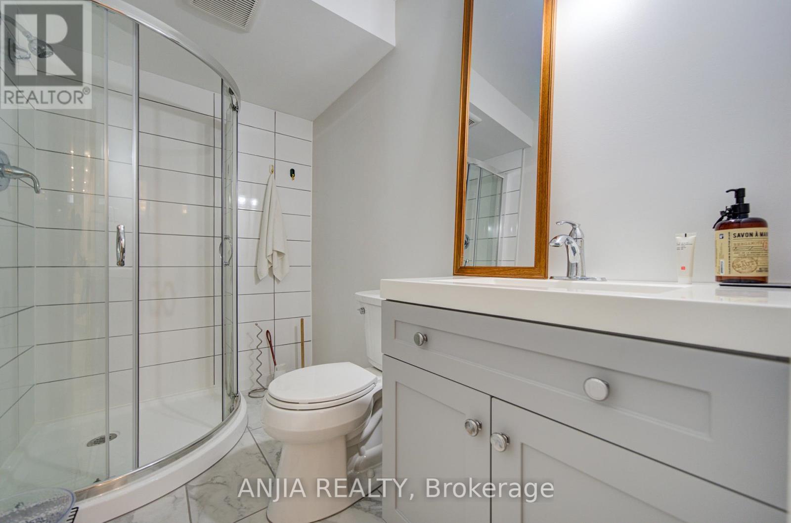 54 Weldon Woods Court, Whitchurch-Stouffville, Ontario  L4A 0J4 - Photo 25 - N13533182