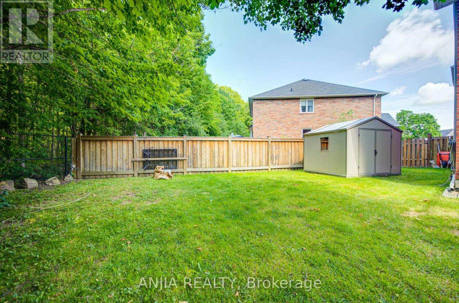54 Weldon Woods Court, Whitchurch-Stouffville, Ontario  L4A 0J4 - Photo 31 - N13533182