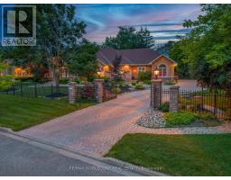 80 CARMICHAEL CRESCENT, King, Ontario
