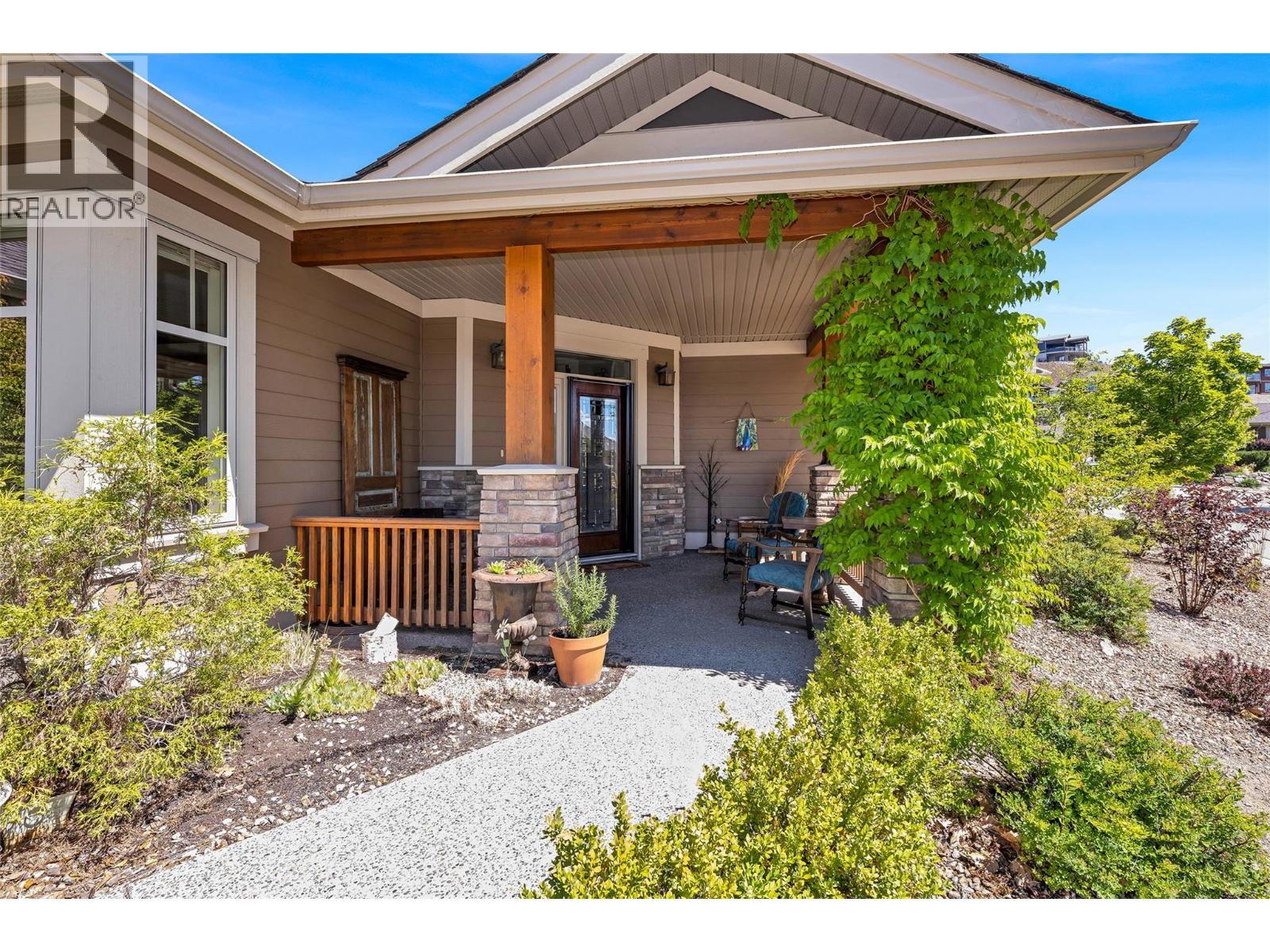 4111 Camelback Way