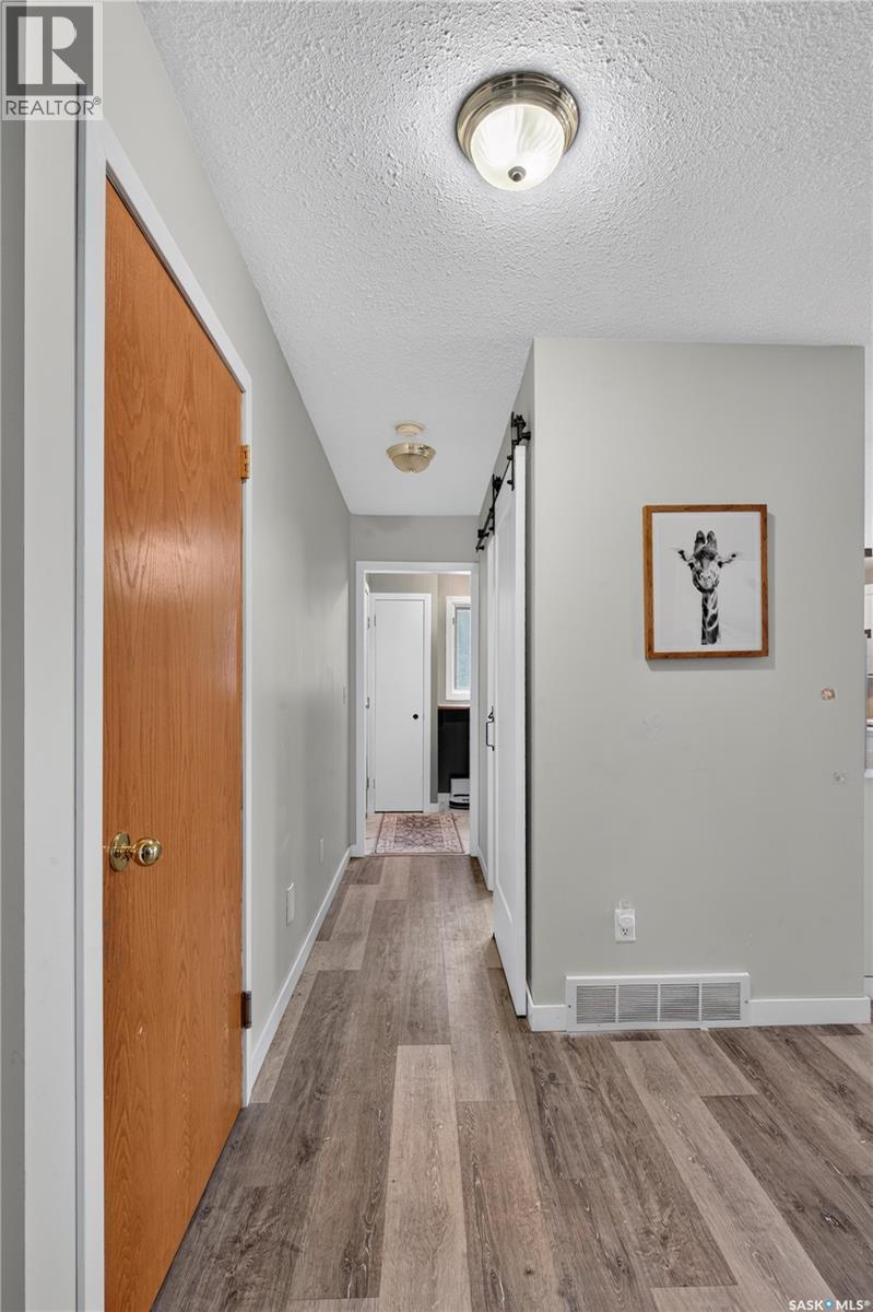 418 Fehr Crescent, Martensville, Saskatchewan  S0K 2T0 - Photo 18 - SK041754
