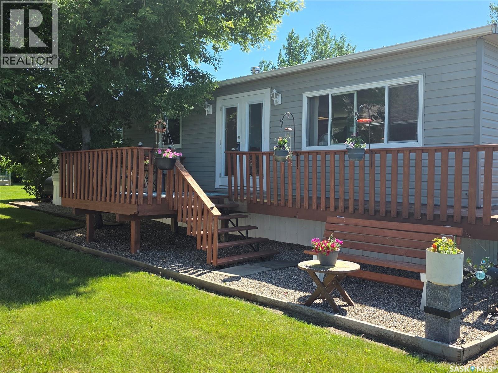 15 James Bay, Last Mountain Lake, Saskatchewan  S0G 4L0 - Photo 2 - SK041628