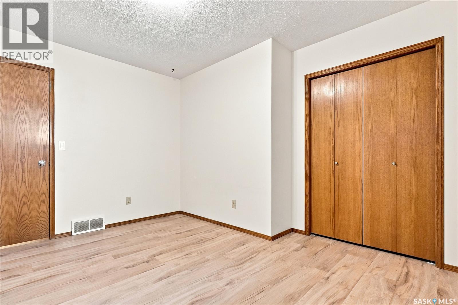 539 Emmeline Key, Saskatoon, Saskatchewan  S7J 5G8 - Photo 25 - SK041025