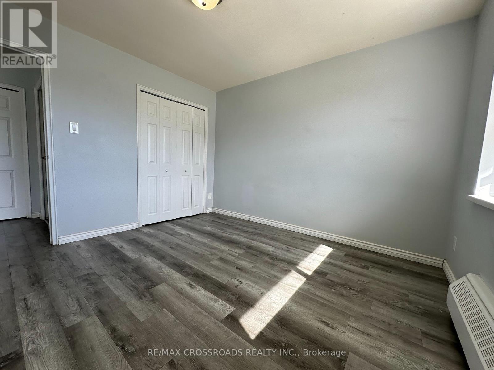 102 - 363 Lakeshore Road E, Mississauga, Ontario  L5G 1H7 - Photo 5 - W13533102