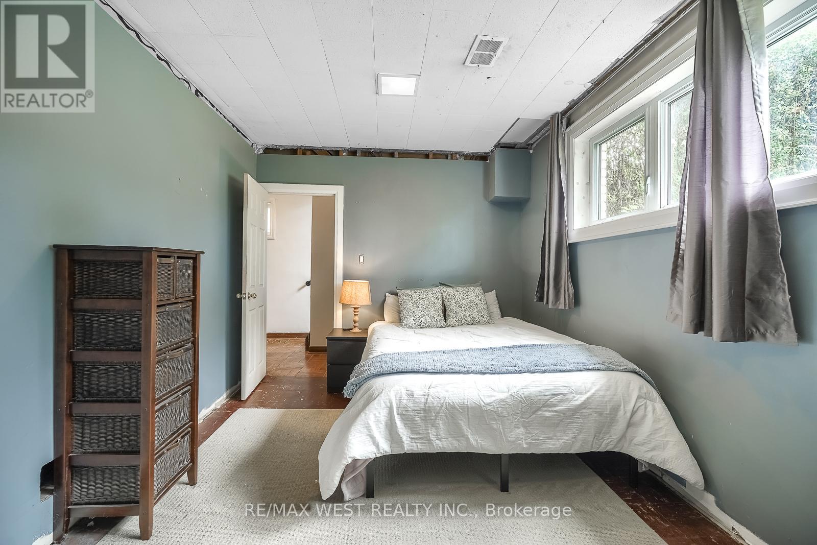24 Waxham Road, Toronto, Ontario  M9W 3L3 - Photo 13 - W13533116