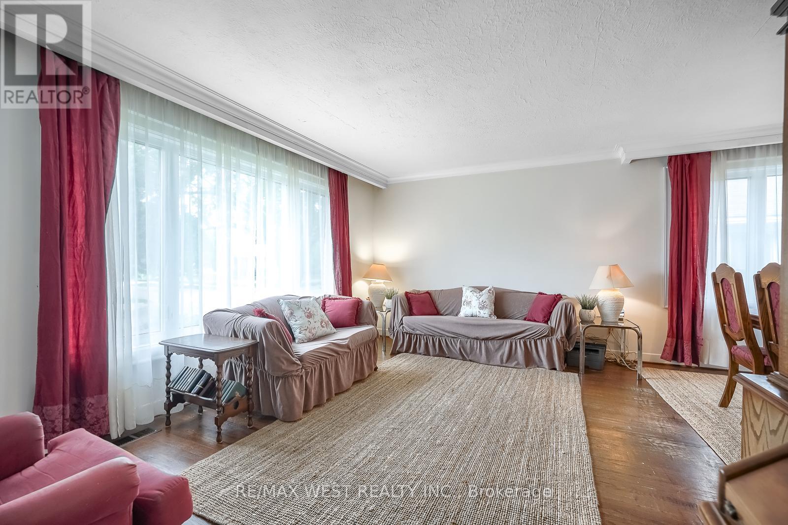 24 Waxham Road, Toronto, Ontario  M9W 3L3 - Photo 3 - W13533116