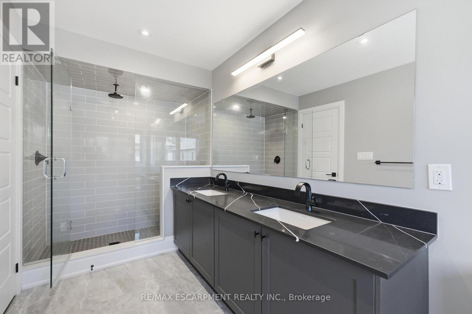 625 Fullum Landing, Milton, Ontario  L9E 1V7 - Photo 28 - W13533122