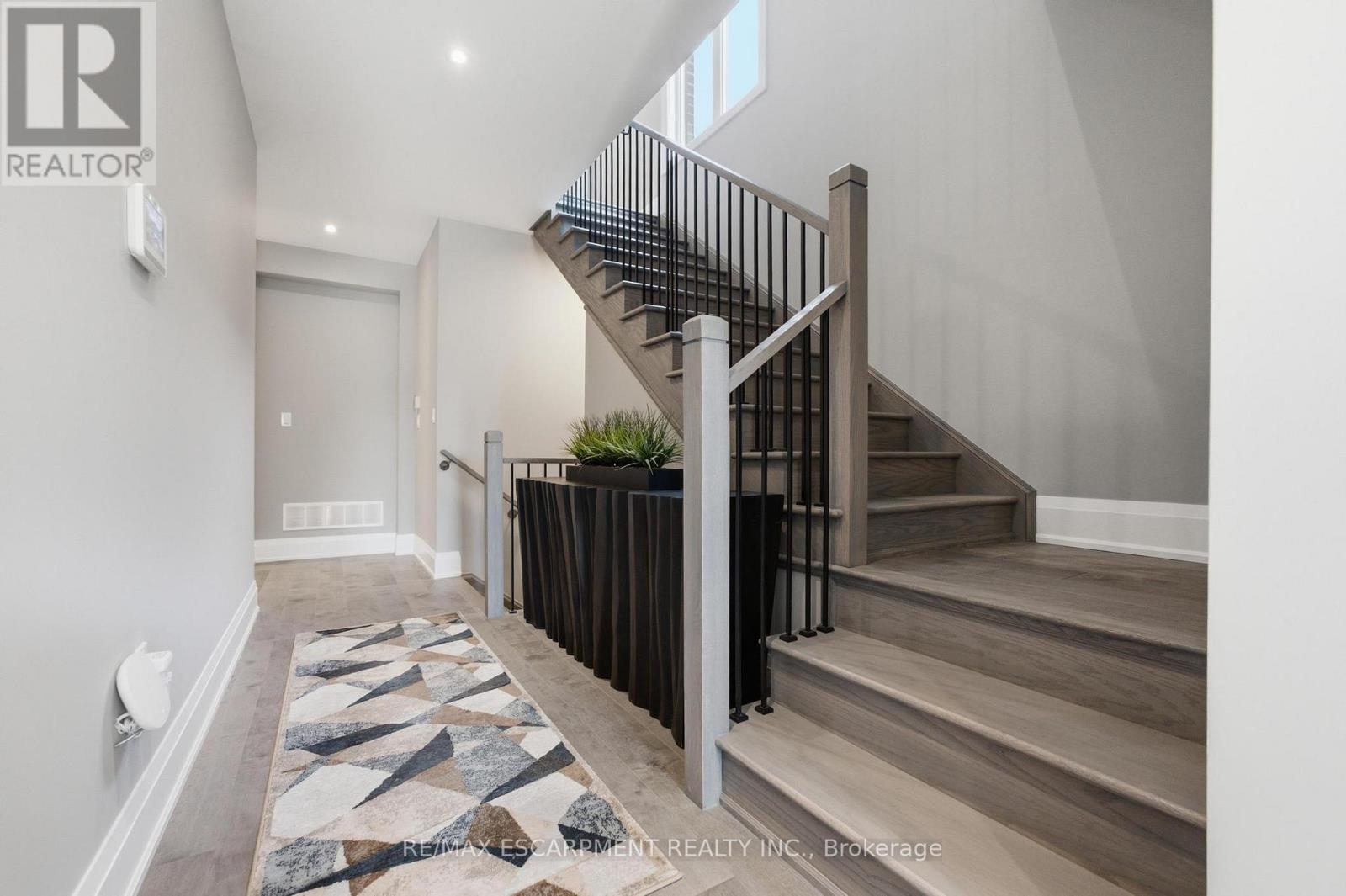 625 Fullum Landing, Milton, Ontario  L9E 1V7 - Photo 5 - W13533122