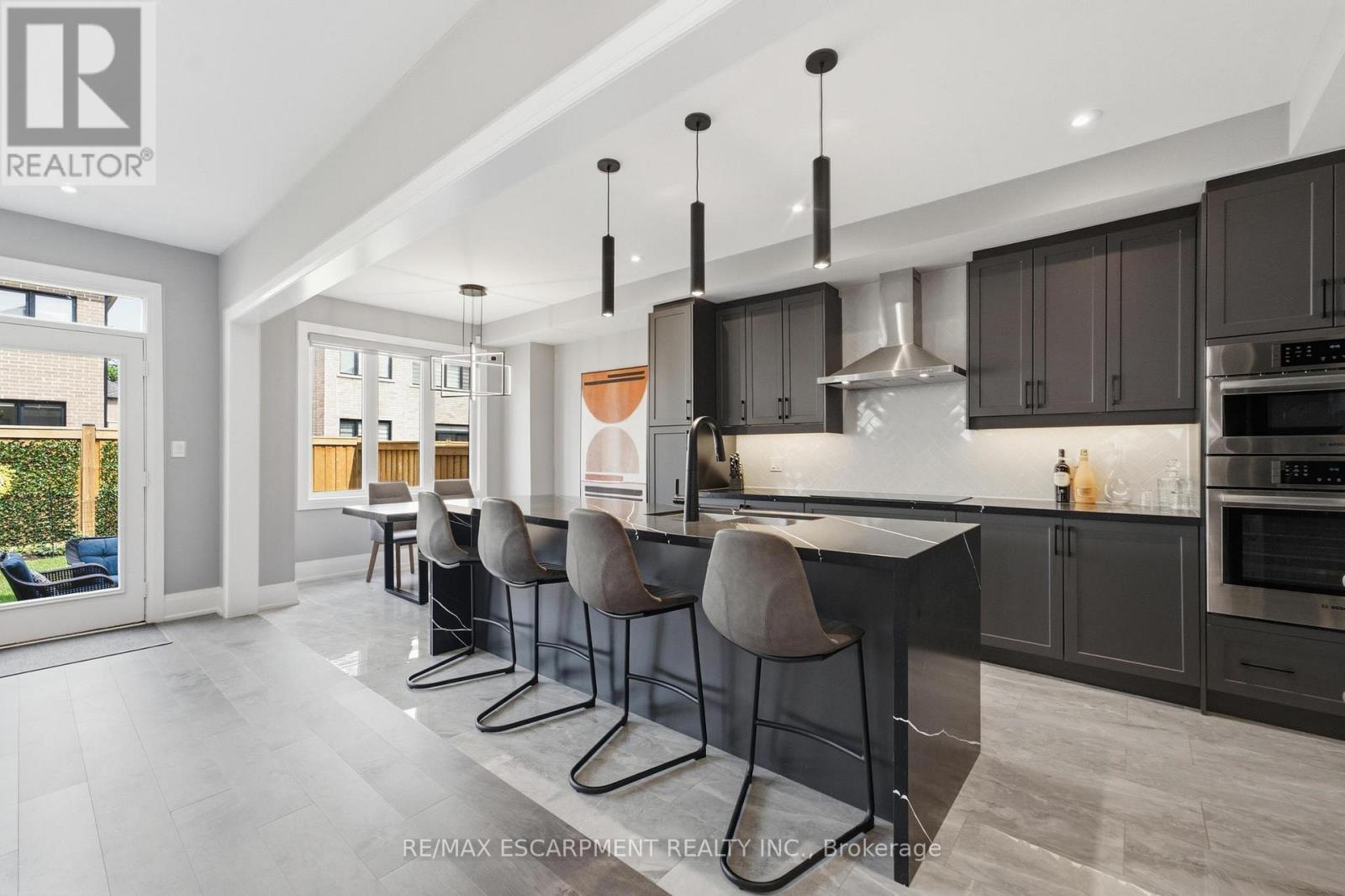 625 Fullum Landing, Milton, Ontario  L9E 1V7 - Photo 8 - W13533122