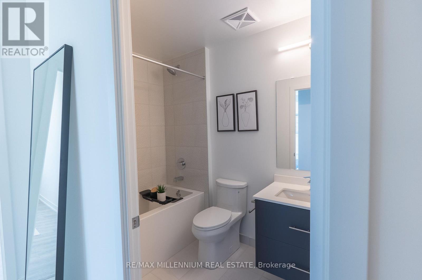 Ph6 - 5105 Hurontario Street, Mississauga, Ontario  L4Z 0C9 - Photo 16 - W13533152