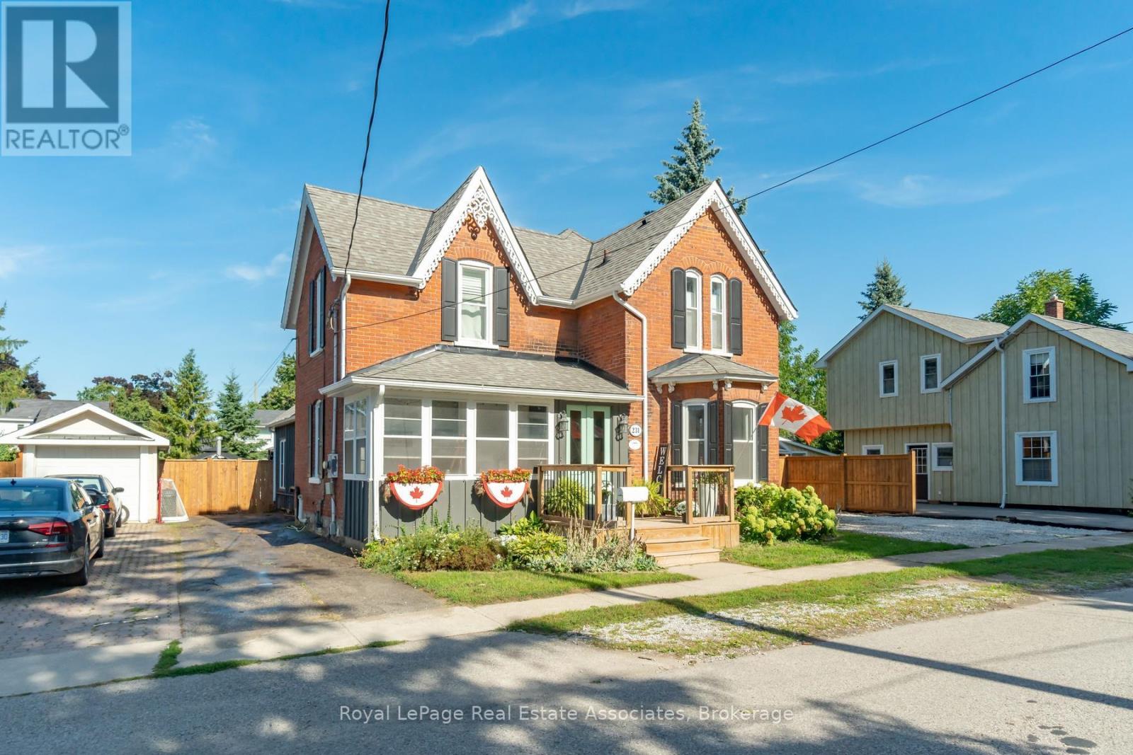 231 Arthur Street, Halton Hills, Ontario  L7J 1L9 - Photo 3 - W13533280