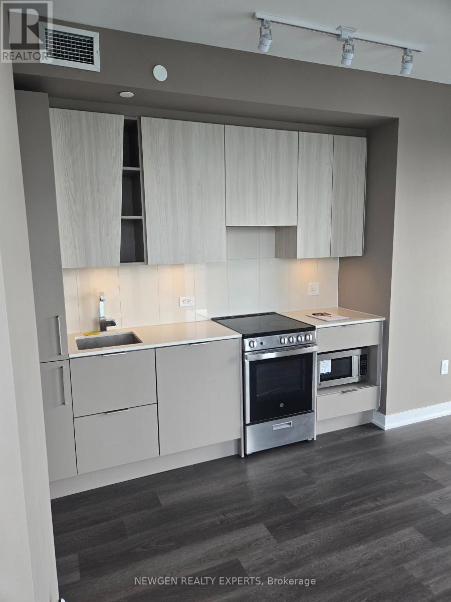 4309 - 3900 Confederation Parkway, Mississauga, Ontario  L5B 0M3 - Photo 3 - W13533318