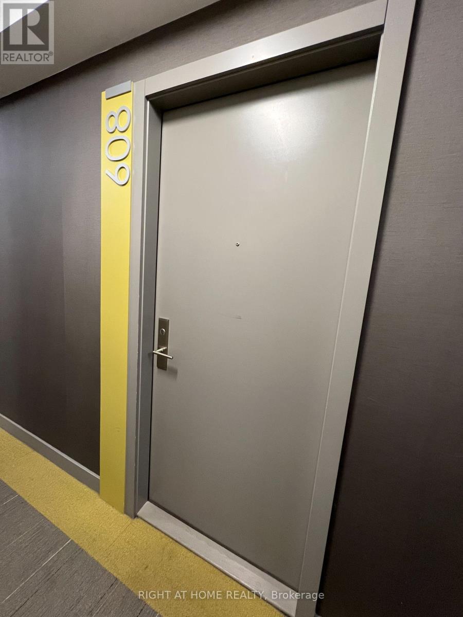 608 - 20 Thomas Riley Road, Toronto, Ontario  M9B 0C3 - Photo 2 - W13533346