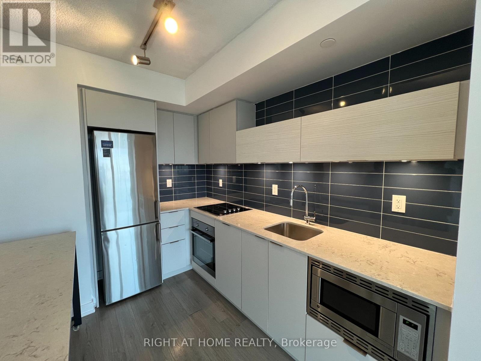 608 - 20 Thomas Riley Road, Toronto, Ontario  M9B 0C3 - Photo 5 - W13533346