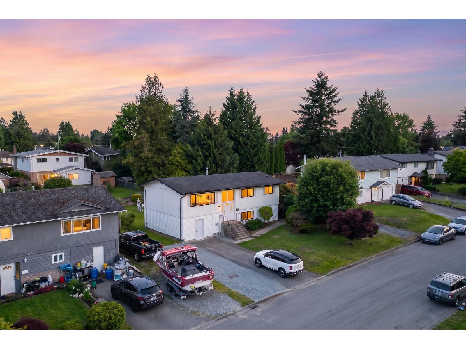 Mission House for sale:  5 bedroom 2,142 sq.ft. (Listed 2026-06-19)