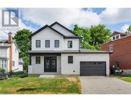42 RICH AVENUE, Cambridge, Ontario