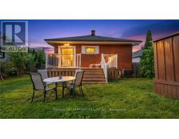 17 ALBA STREET, Hamilton, Ontario