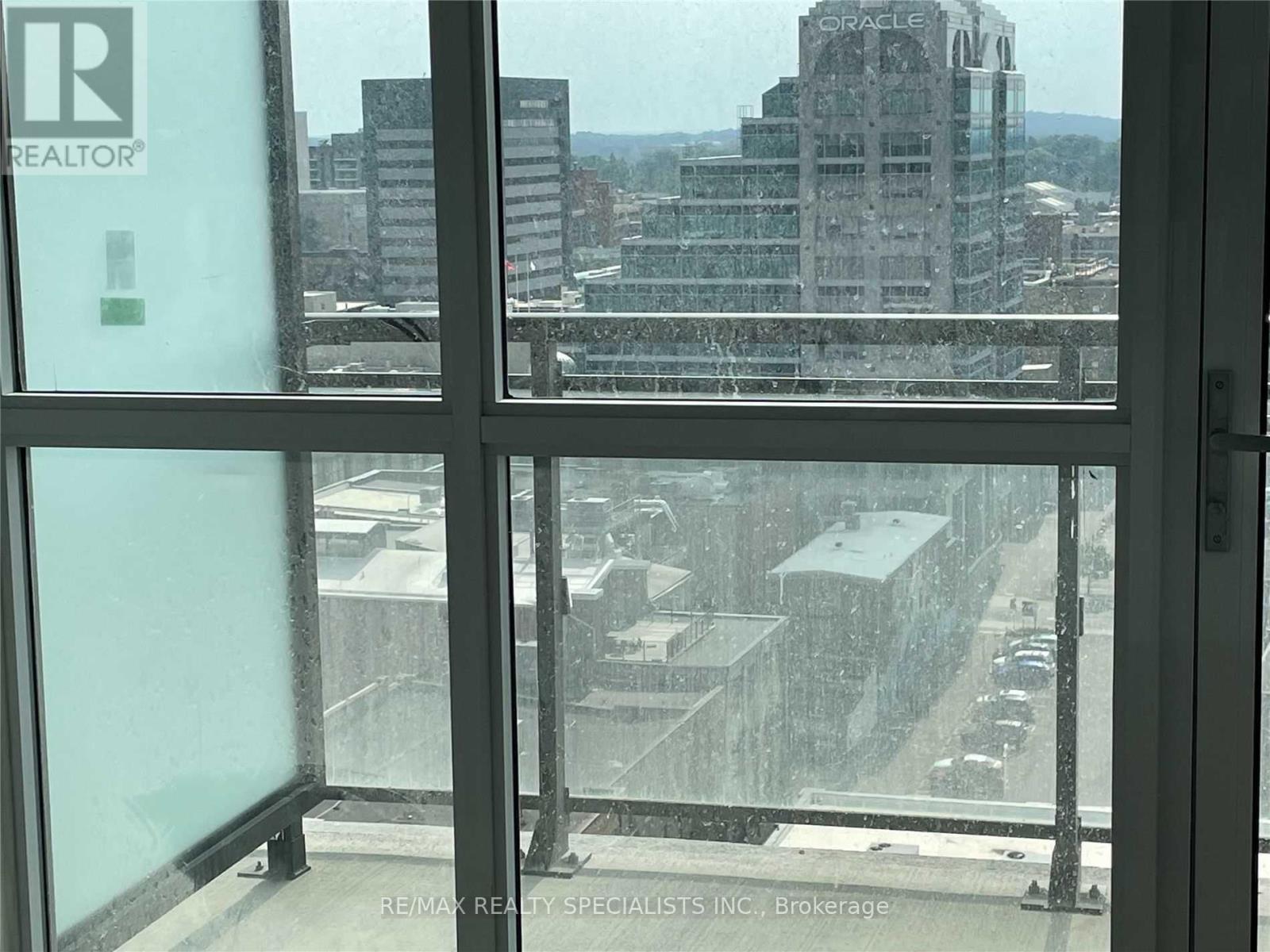1103A - 60 CHARLES STREET W