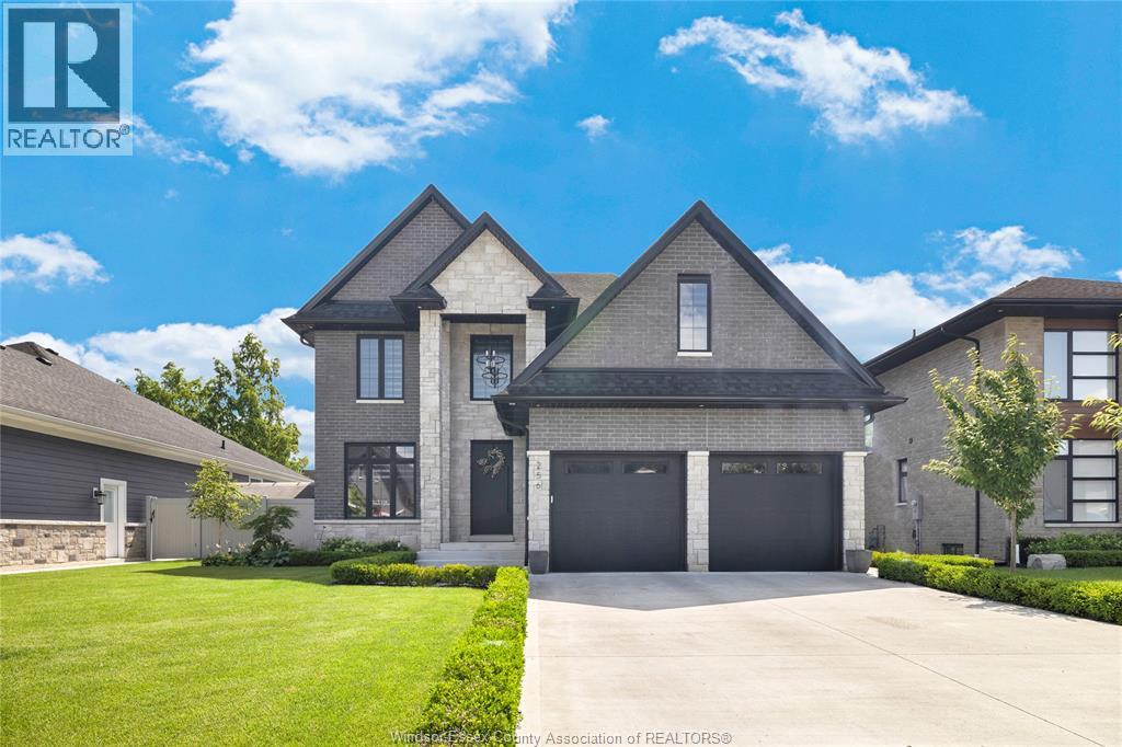 256 XAVIER CIRCLE, Lakeshore, Ontario