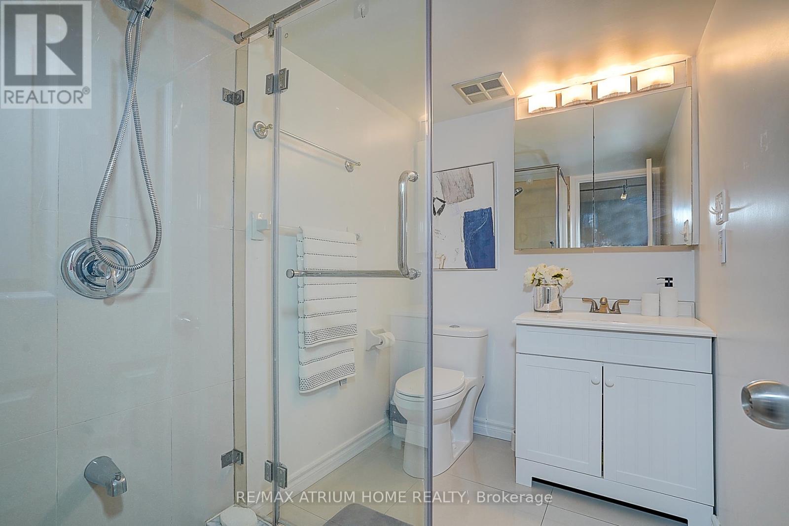 #1101 - 1001 Bay Street, Toronto, Ontario  M5S 3A6 - Photo 13 - C13524050