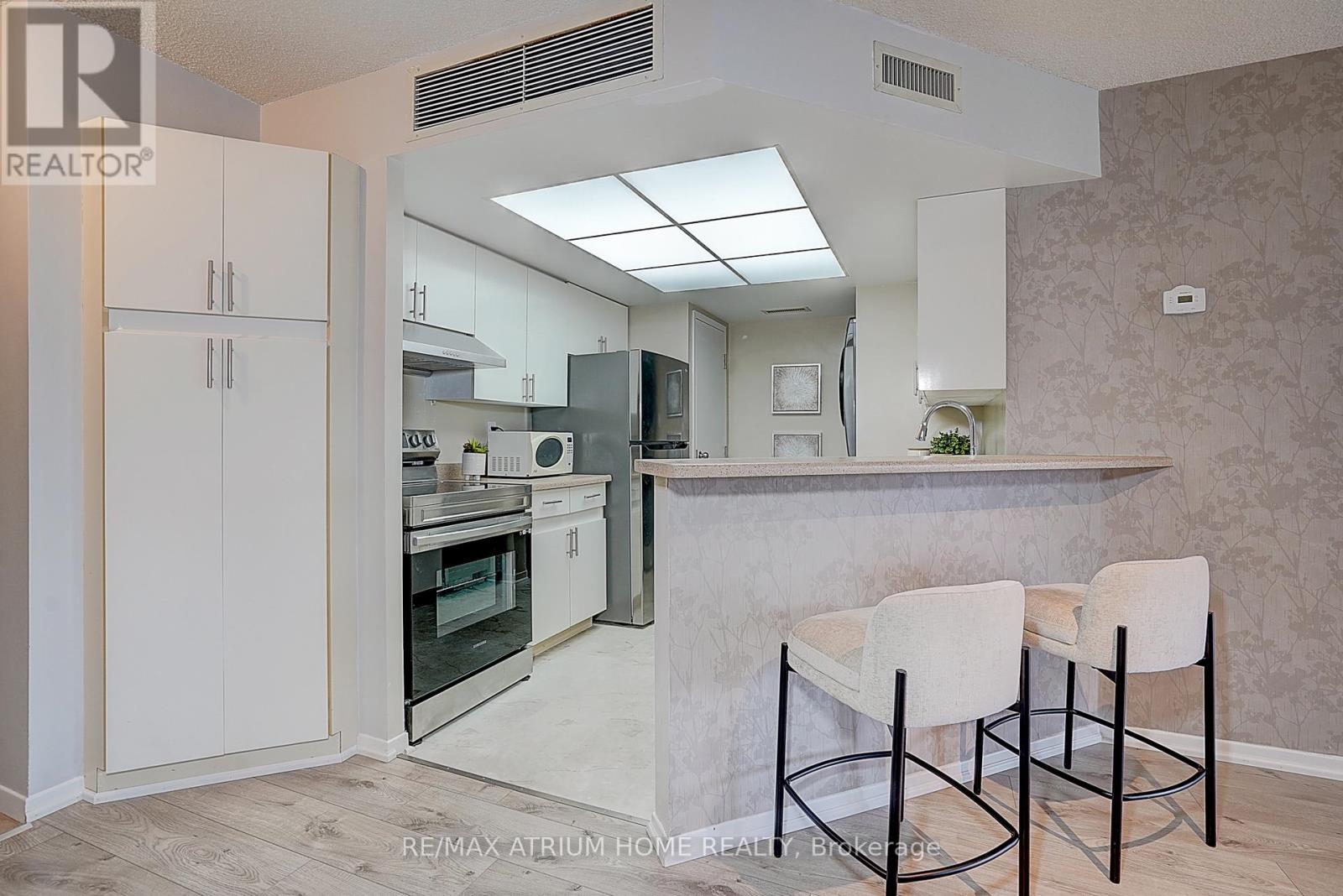 #1101 - 1001 Bay Street, Toronto, Ontario  M5S 3A6 - Photo 15 - C13524050