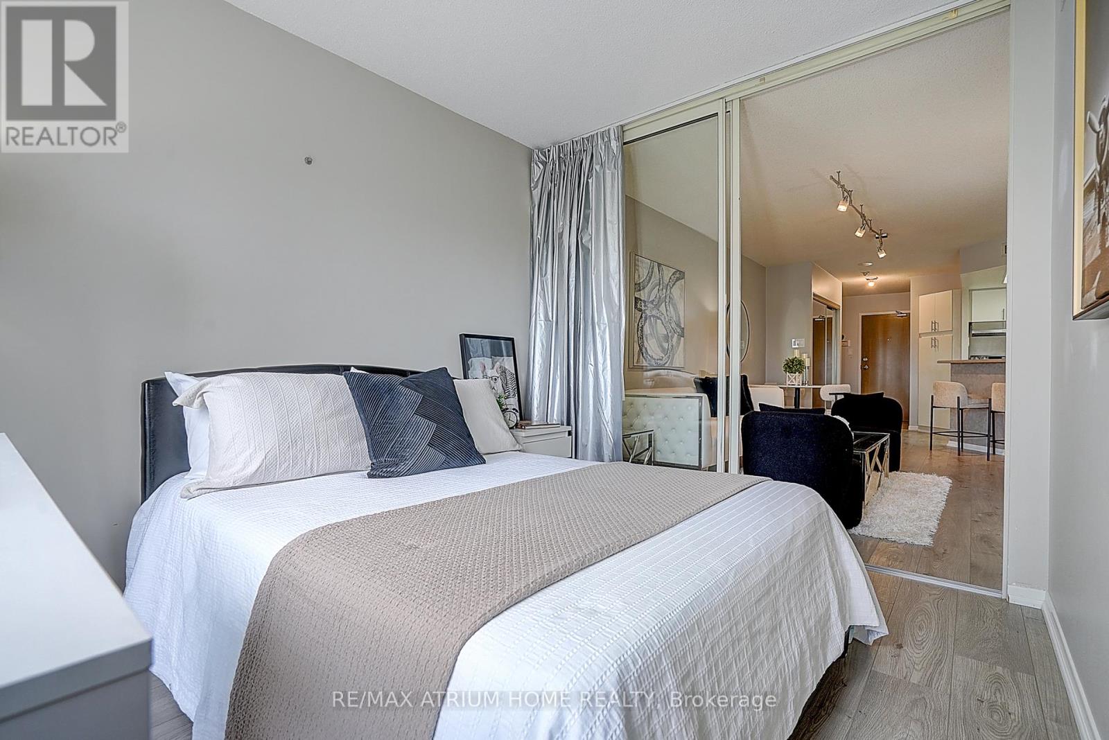 #1101 - 1001 Bay Street, Toronto, Ontario  M5S 3A6 - Photo 9 - C13524050