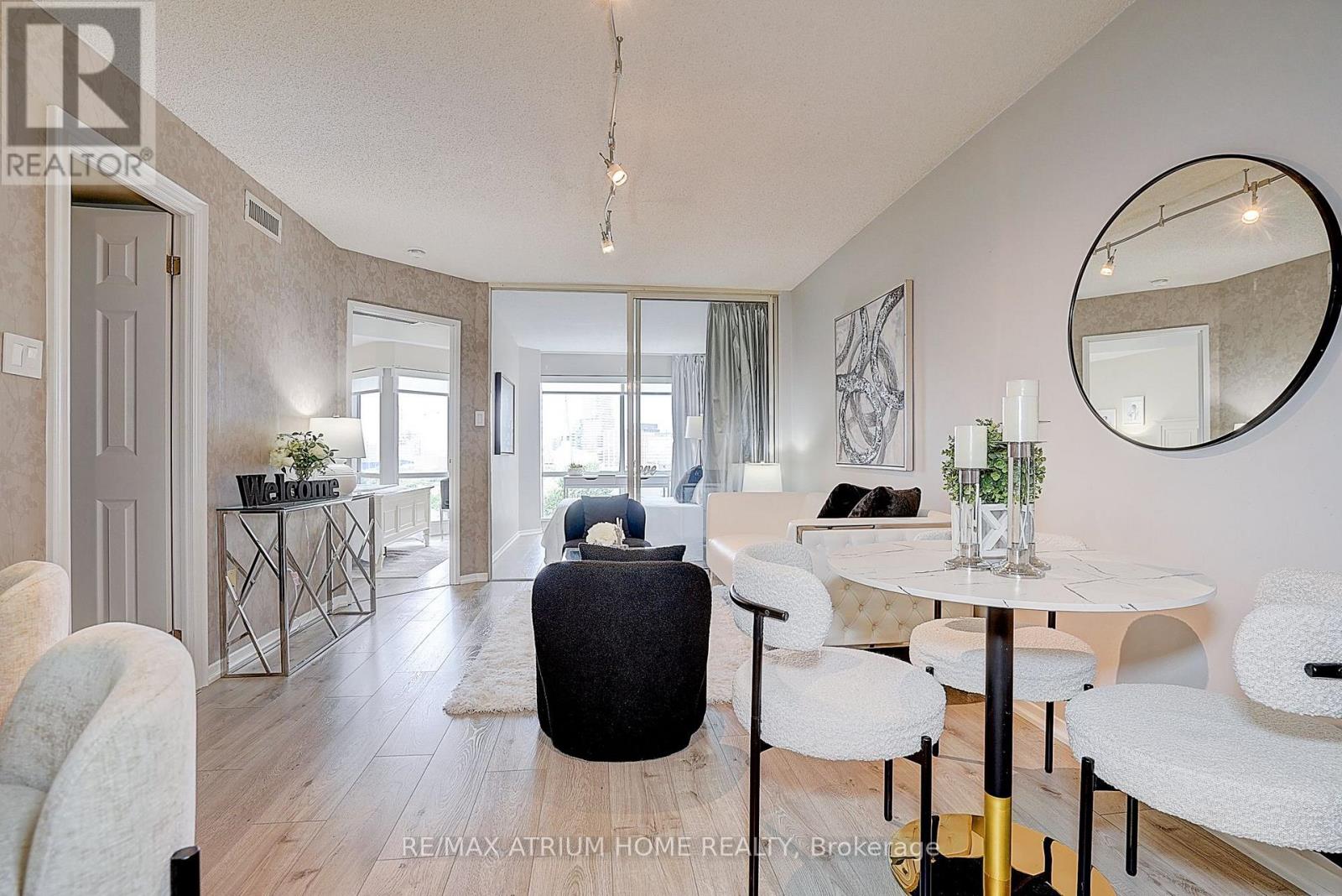 #1101 - 1001 Bay Street, Toronto, Ontario  M5S 3A6 - Photo 4 - C13524050