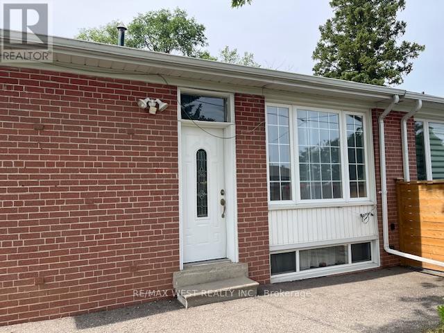 241 Ashlar Road, Richmond Hill, Ontario  L4C 2W7 - Photo 32 - N13532424
