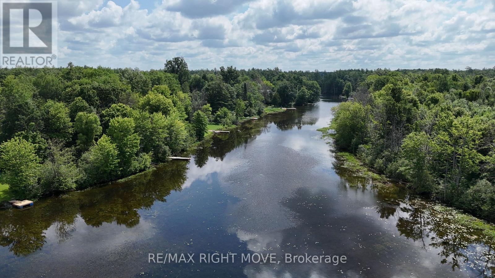 5123 Severn Pines Crescent, Severn, Ontario L0K 2B0 - Photo 4 - S13115038