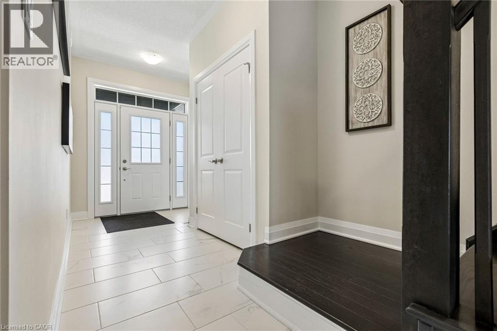 294 Chokecherry Crescent, Waterloo, Ontario  N2V 0H1 - Photo 3 - 40845142