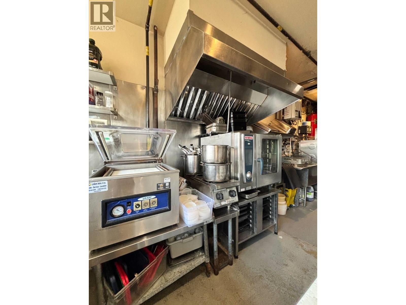 1944 W 4th Avenue, Vancouver, British Columbia  V6J 1M5 - Photo 12 - C8079754