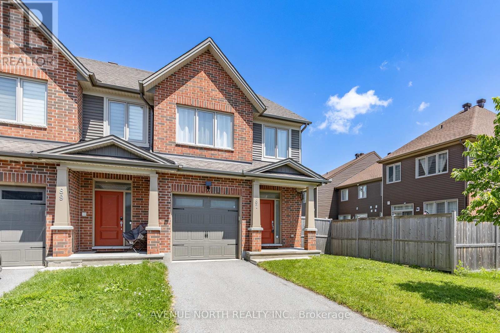 87 Nepeta Crescent, Ottawa, Ontario  K1T 0S6 - Photo 2 - X13533396