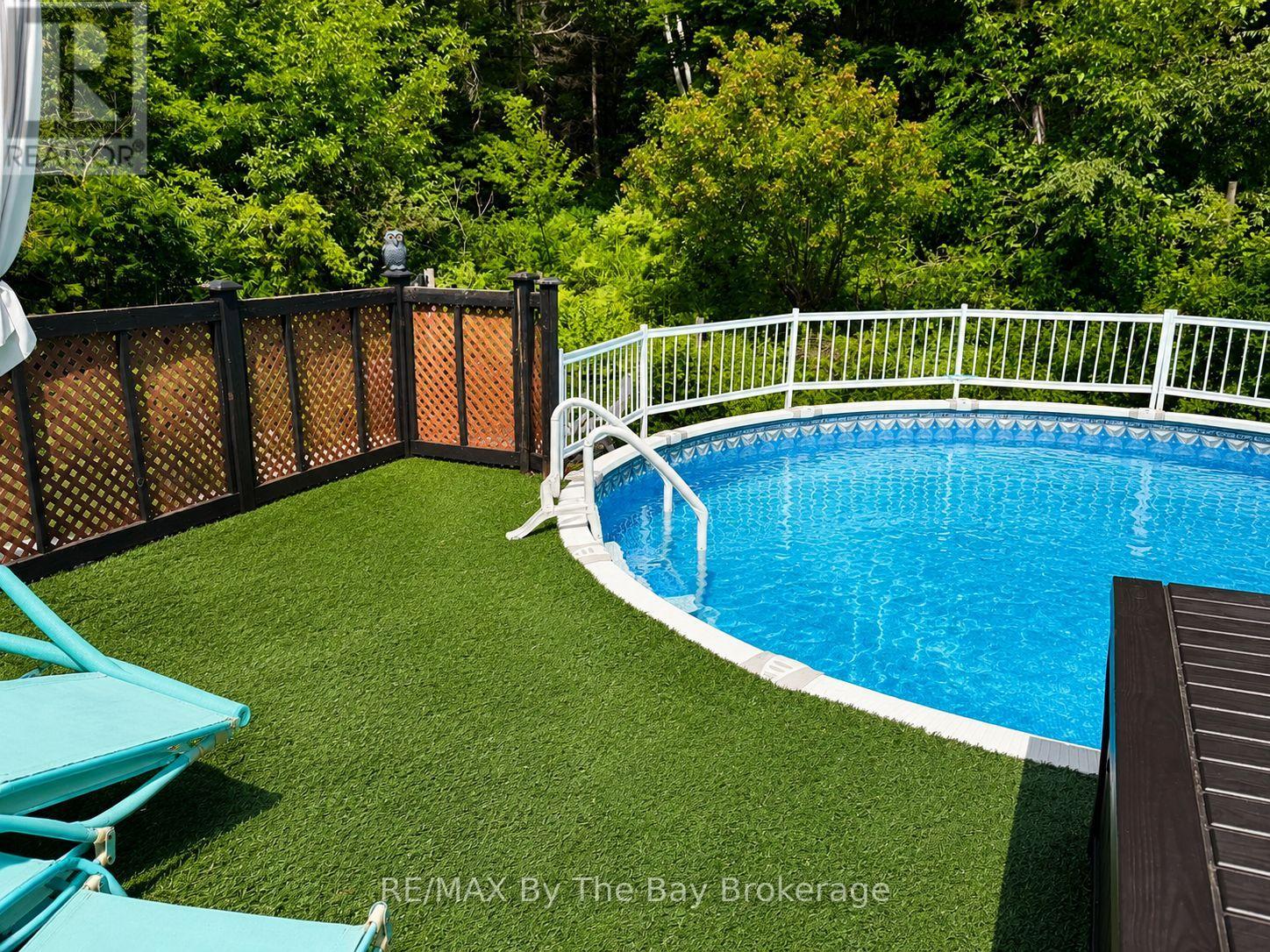 15 Deanna Drive, Wasaga Beach, Ontario  L9Z 1J5 - Photo 6 - S13528072