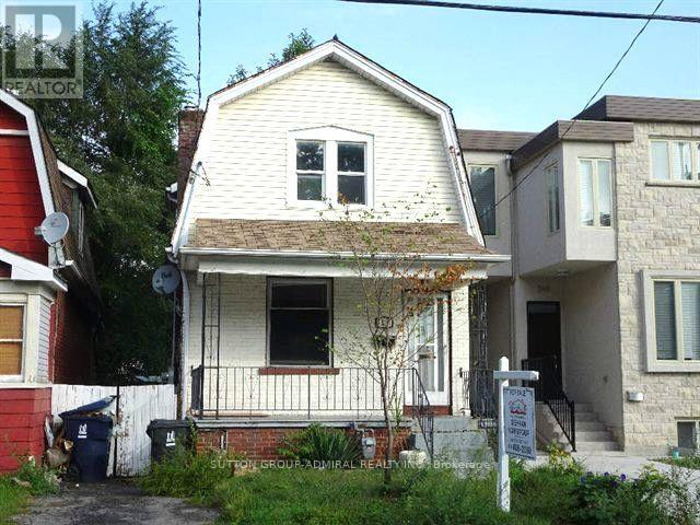 238 LUMSDEN AVENUE, Toronto, Ontario