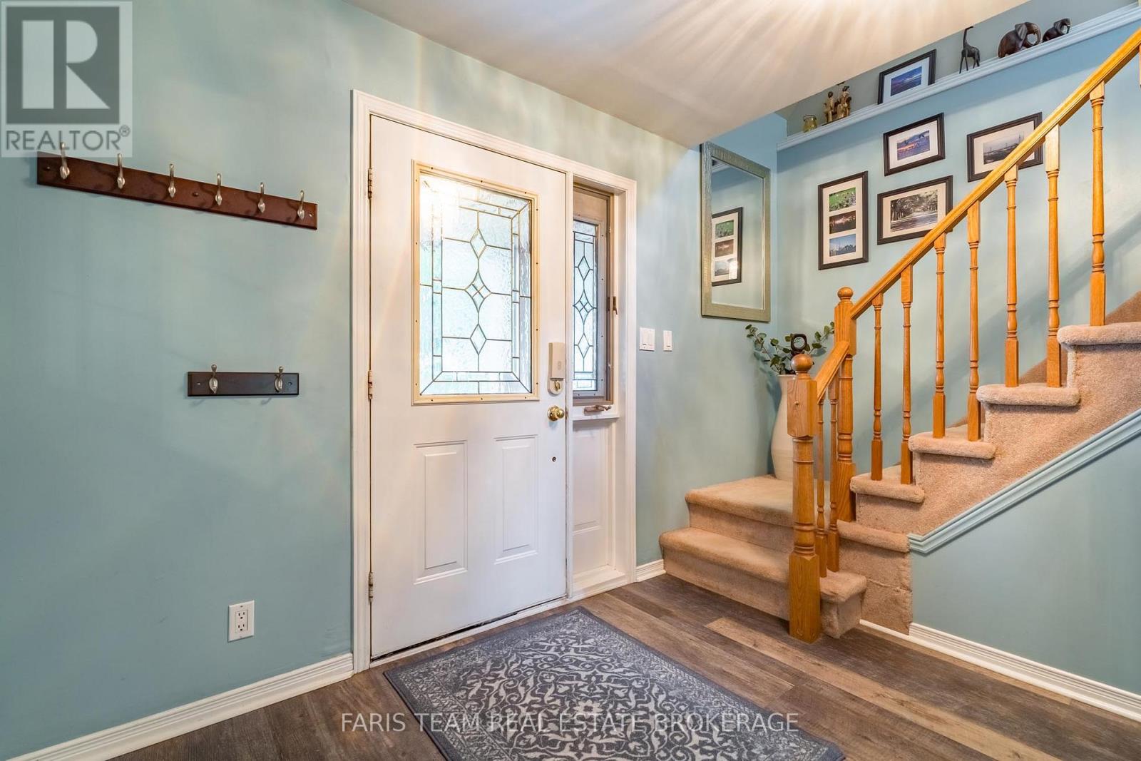 300 Juliana Road, King, Ontario  L3Y 4V9 - Photo 6 - N13527966