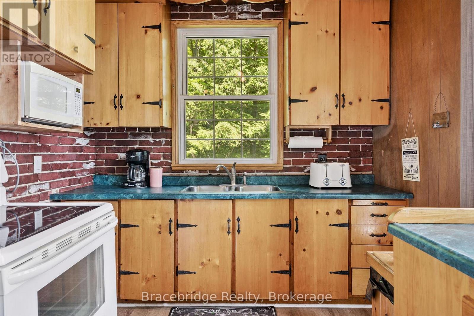 8-1125 Carlo Enterprise Road, Muskoka Lakes, Ontario  P0B 1M0 - Photo 11 - X13533424