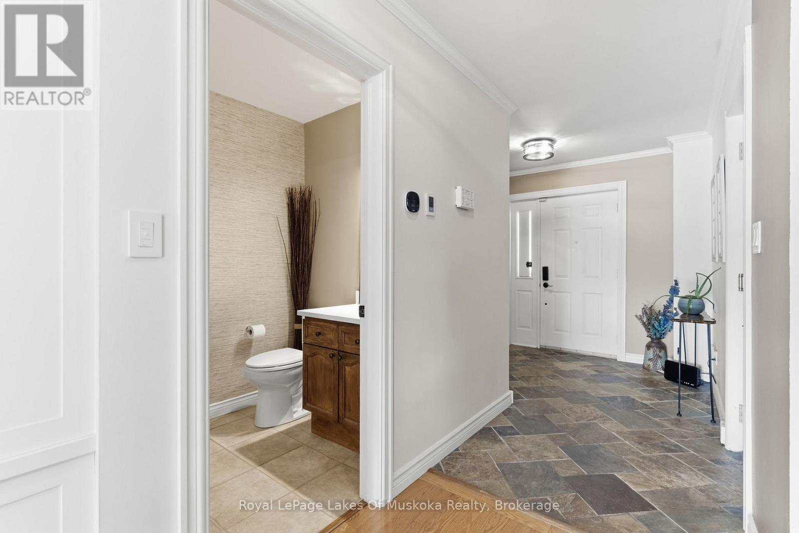 21 John Street, Huntsville, Ontario  P1H 1H2 - Photo 22 - X13533484