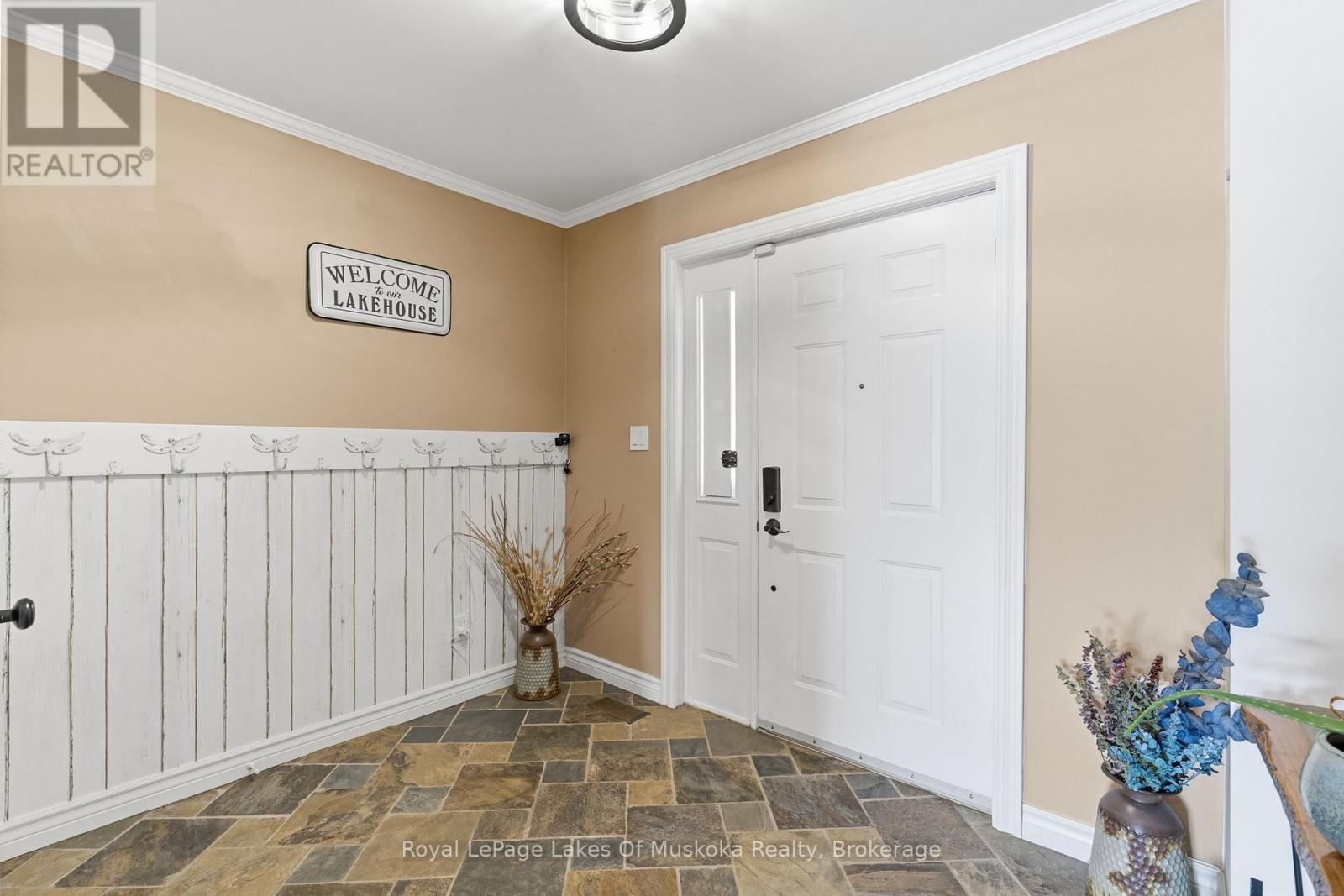21 John Street, Huntsville, Ontario  P1H 1H2 - Photo 7 - X13533484