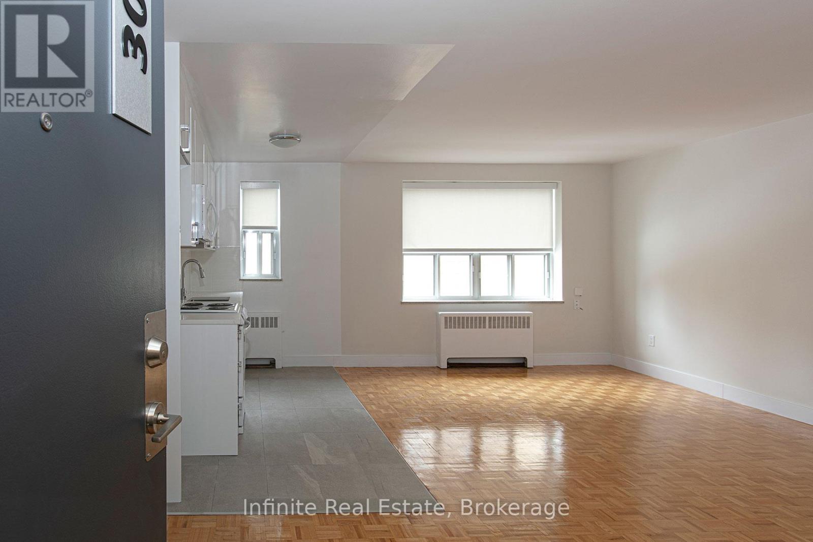 303 - 1291 Bayview Avenue, Toronto, Ontario  M4G 2Z9 - Photo 4 - C13533440
