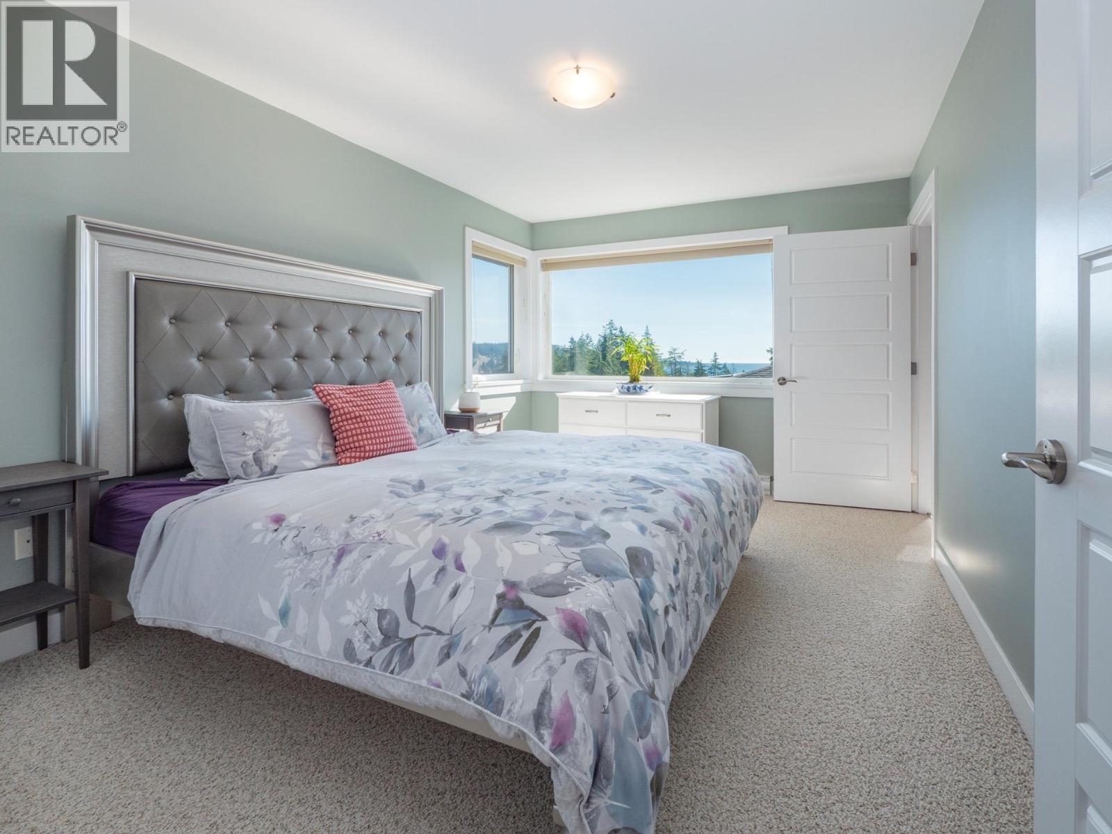 5878 Medusa Street, Sechelt, British Columbia V0N 3A0 - Photo 12 - R3143437