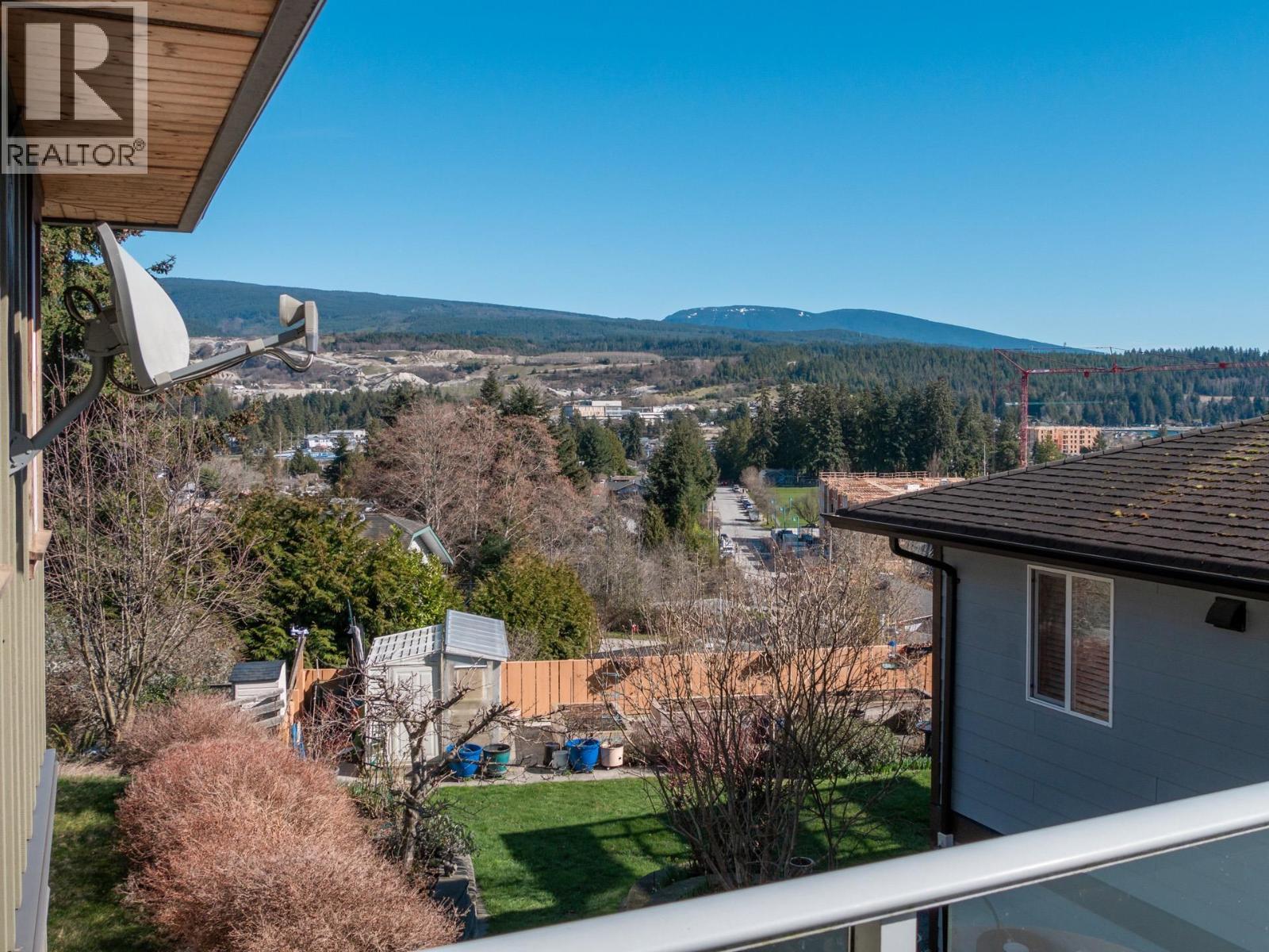 5878 Medusa Street, Sechelt, British Columbia V0N 3A0 - Photo 29 - R3143437