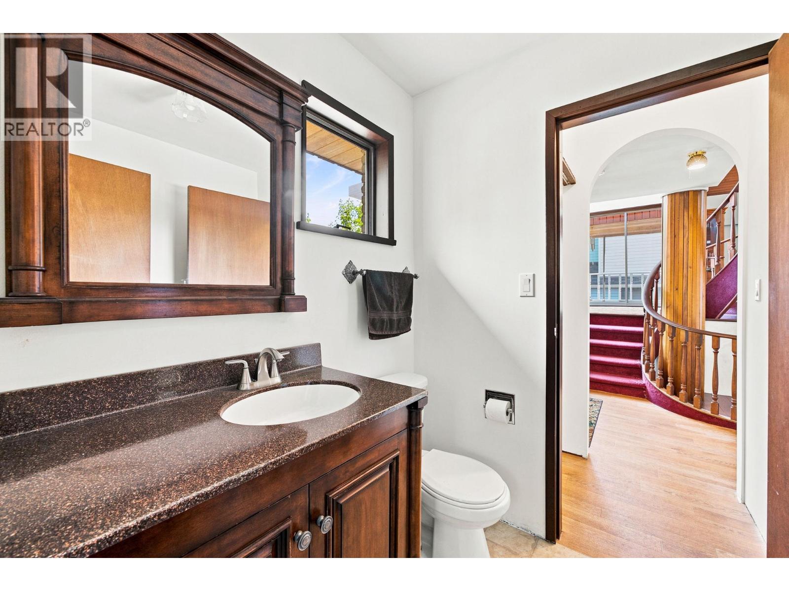 2337 St George Street, Port Moody, British Columbia  V3H 2G3 - Photo 14 - R3143466