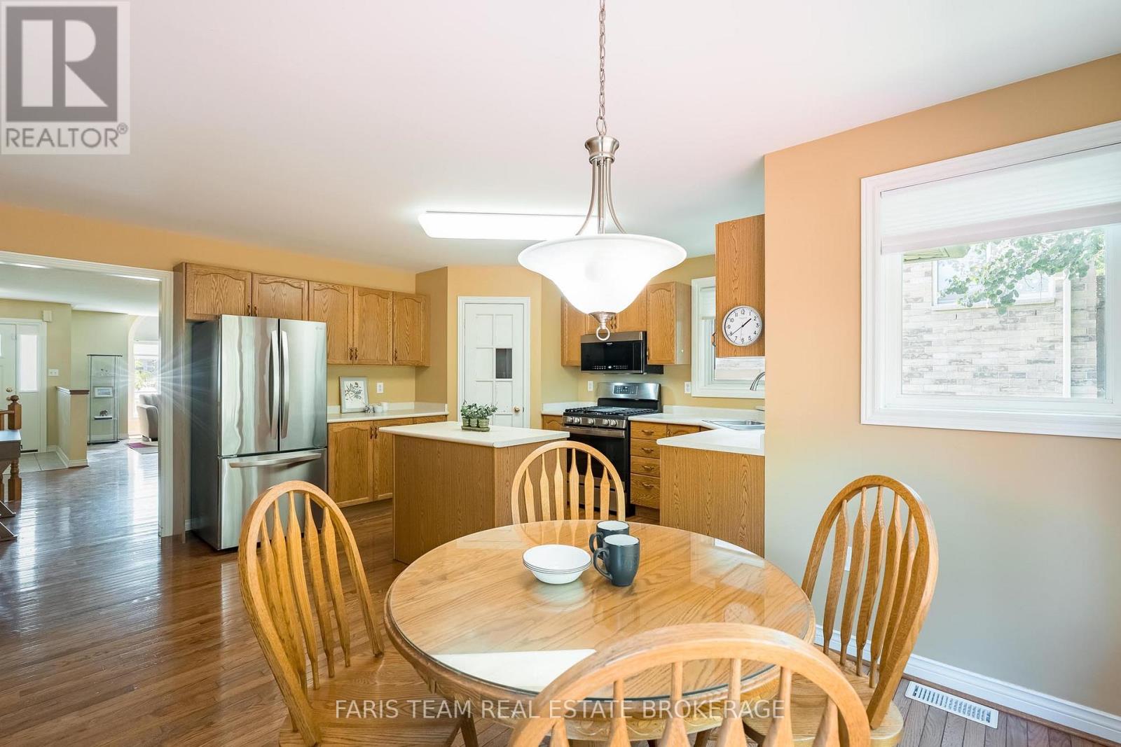 36 Bayshore Boulevard, Barrie, Ontario  L4N 9R5 - Photo 11 - S13533504