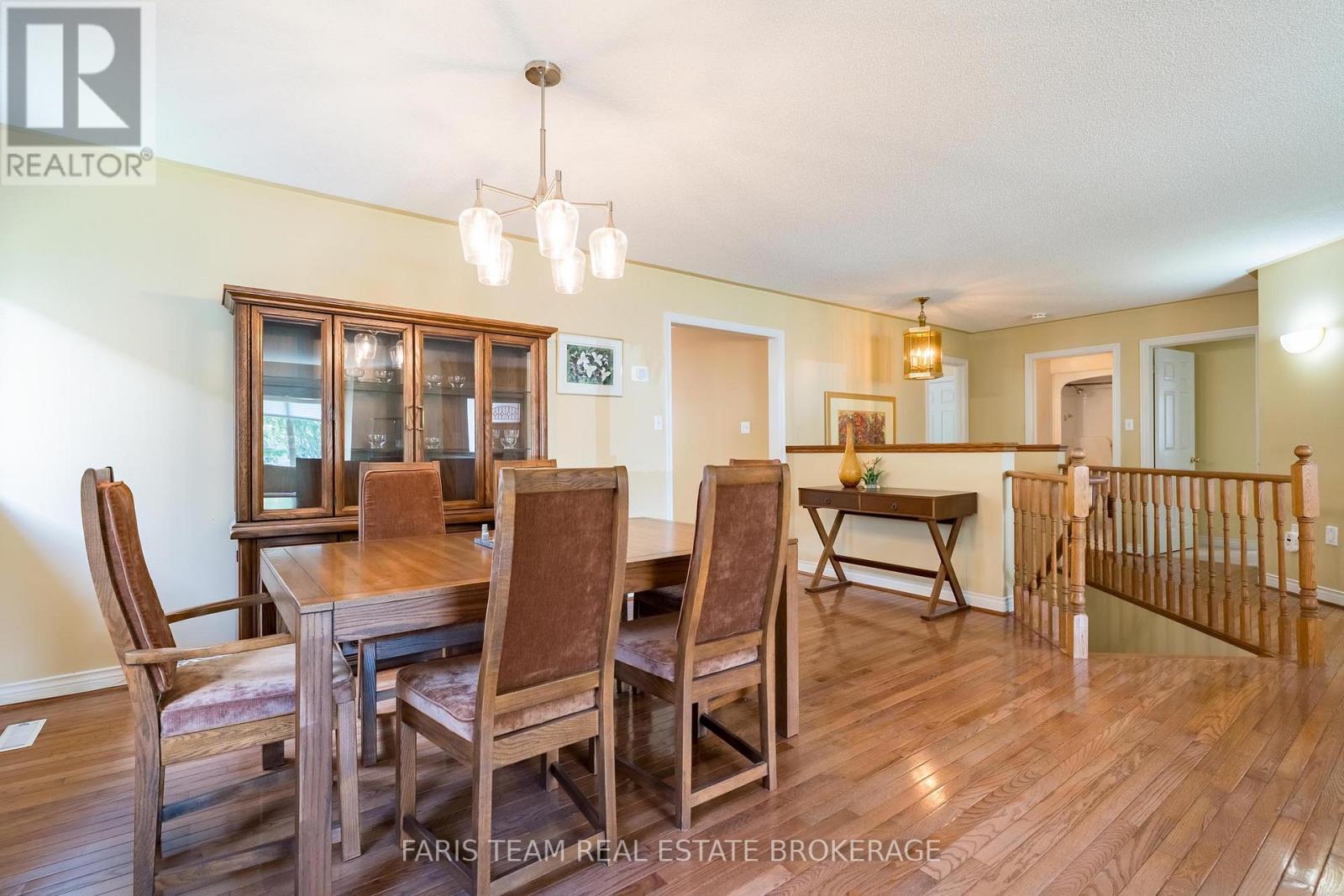 36 Bayshore Boulevard, Barrie, Ontario  L4N 9R5 - Photo 12 - S13533504